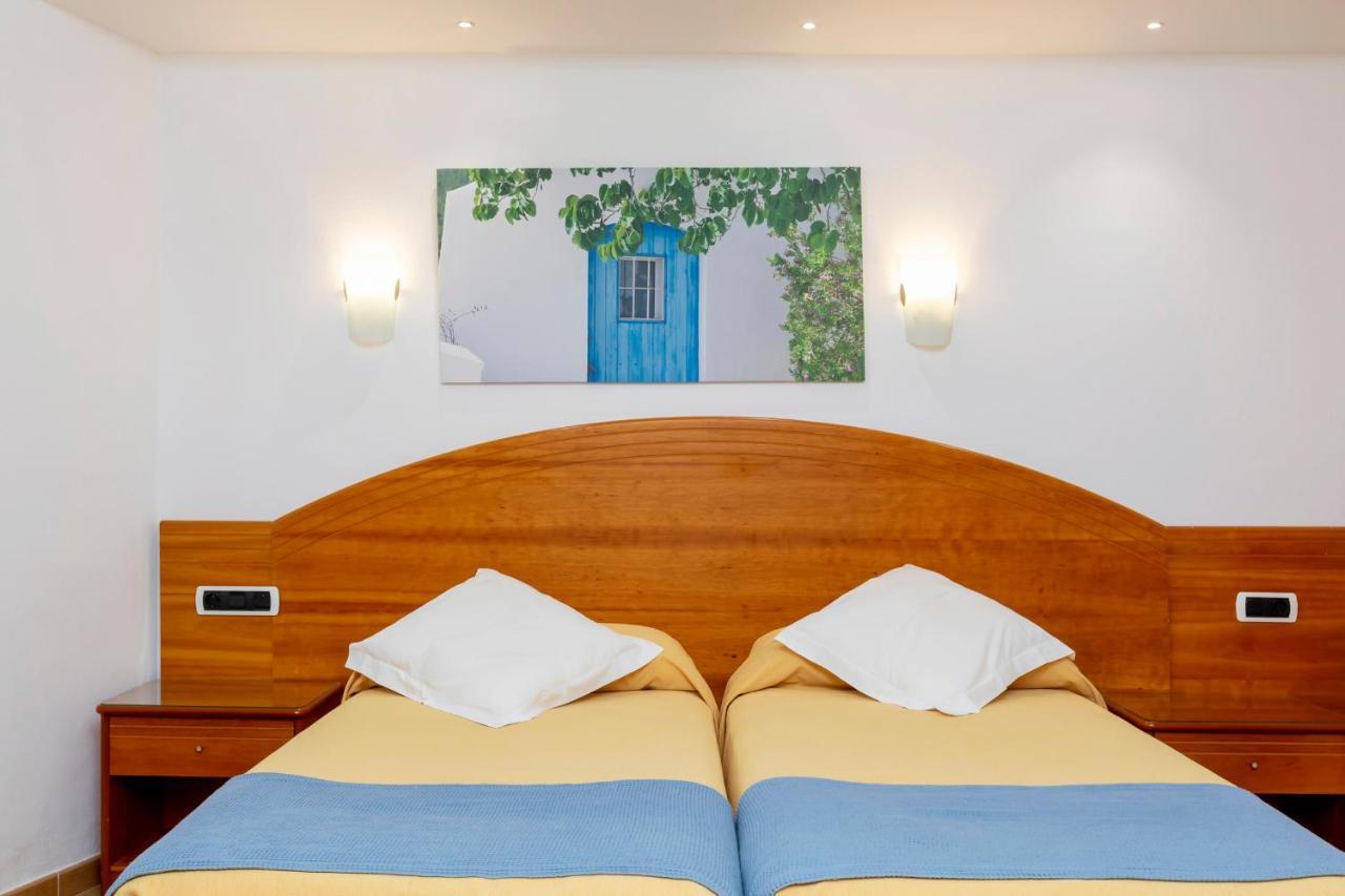 Hostal Manolita Σαν Αντόνιο Εξωτερικό φωτογραφία