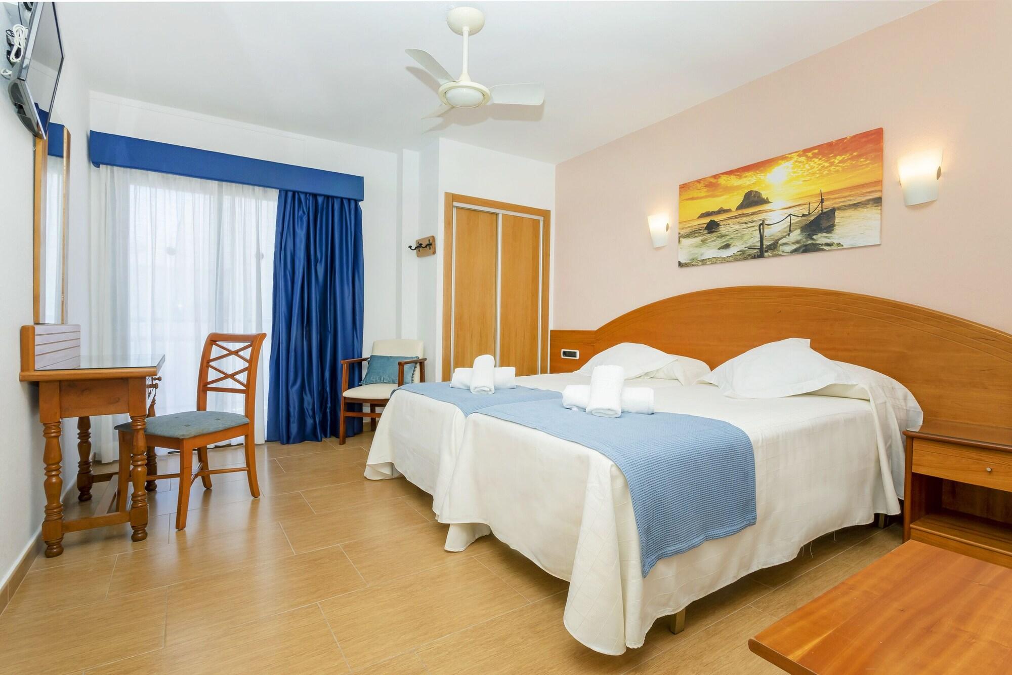 Hostal Manolita Σαν Αντόνιο Εξωτερικό φωτογραφία