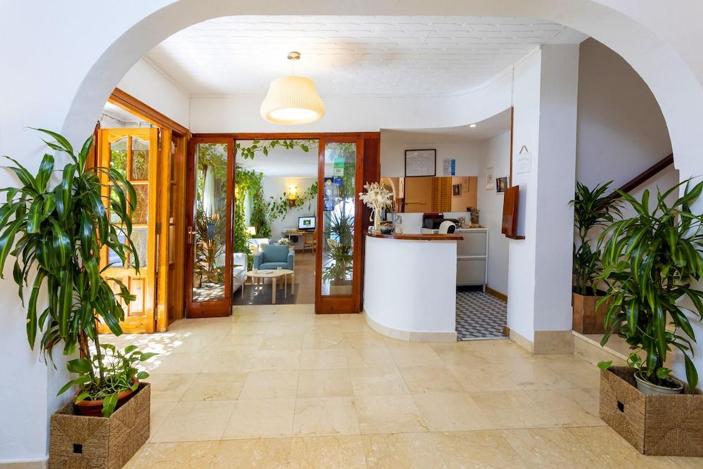 Hostal Manolita Σαν Αντόνιο Εξωτερικό φωτογραφία