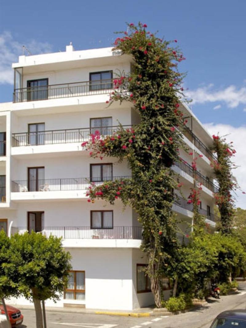 Hostal Manolita Σαν Αντόνιο Εξωτερικό φωτογραφία